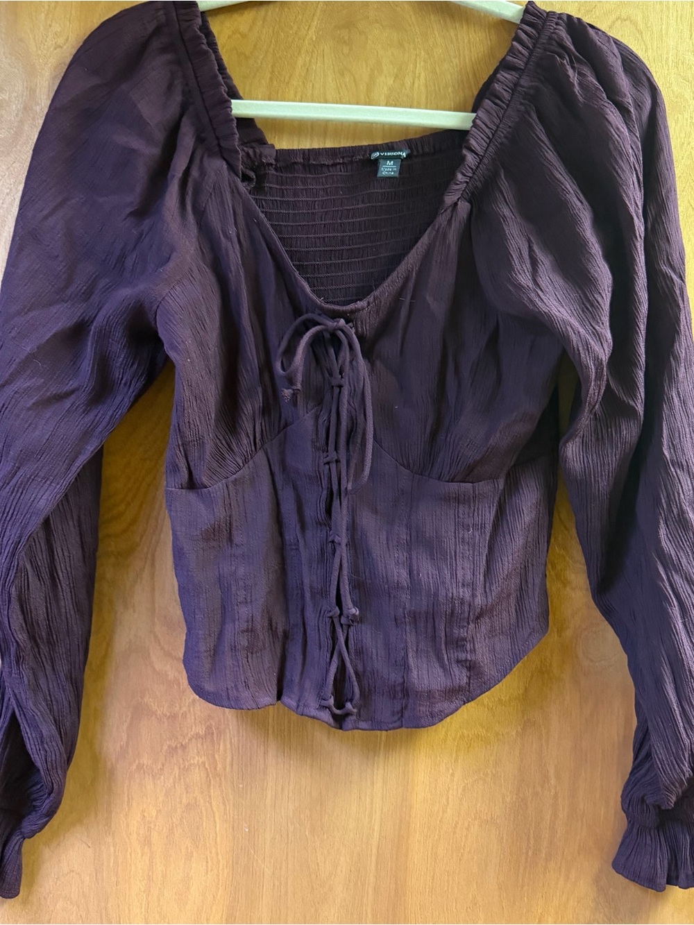 Versona long-sleeve crop peasant blouse women’s Size Medium Burgundy/Plum